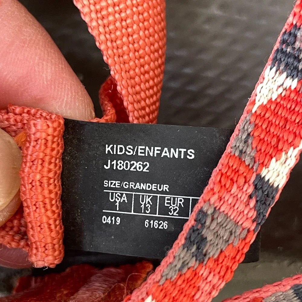 Chaco ZX/1 Kids Ecotread Strappy Sandals Red Gray US 1  Buckle Flat Heel J180262